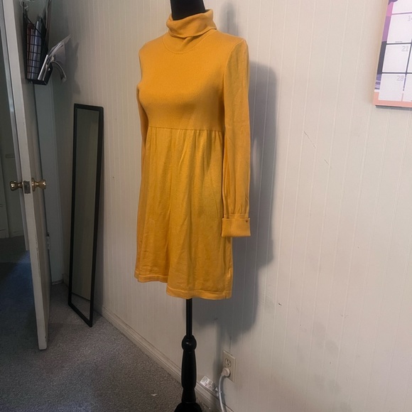Forever 21 Dresses & Skirts - Gold long sleeve turtleneck dress